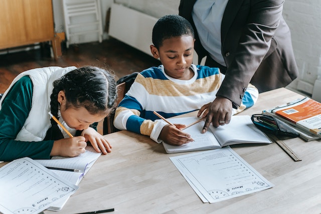 Kids getting math tutoring